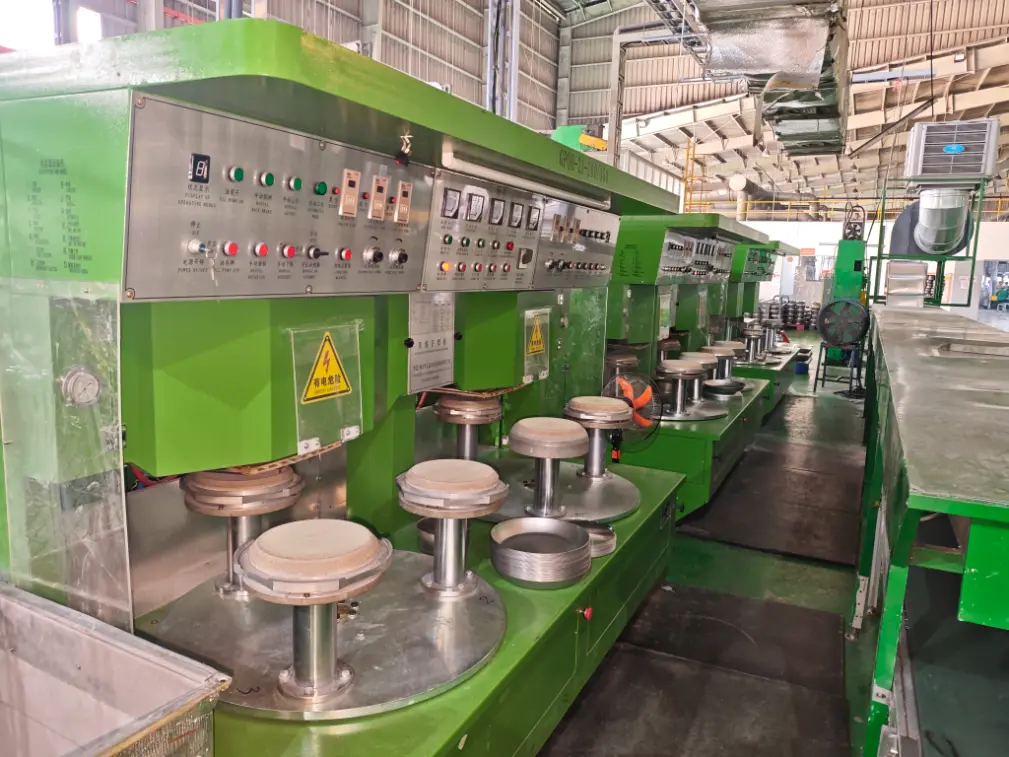 Խոհարարական պարագաների հիմքի բրազման մեքենան տեղադրվել է արտերկրում։